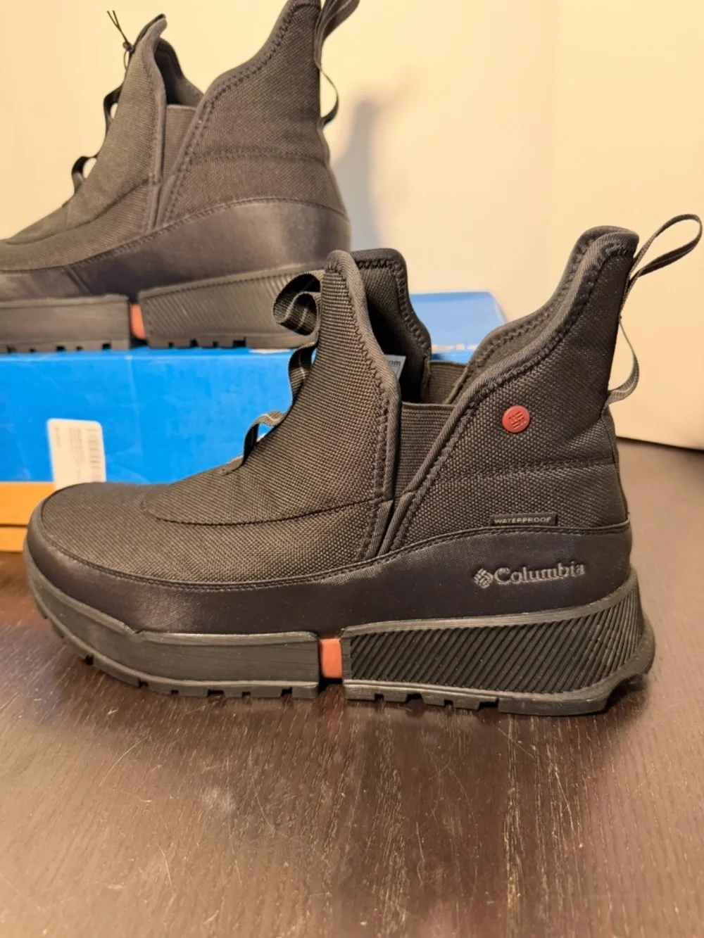 Columbia Hyper-Boreal Metro Waterproof Boots Black Charcoal Mens 9